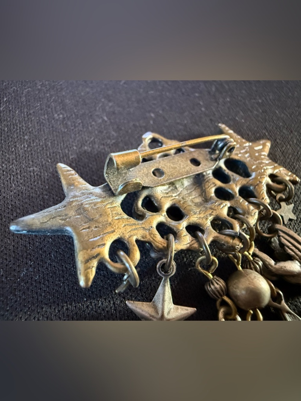 Vintage Sun & Stars Dangle Charm Brooch Pin Gold-Tone Sun Face articulated - Picture 5 of 10